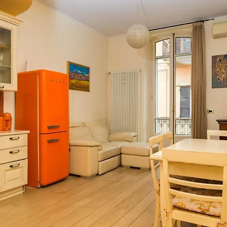 Alessandria Central Apt 10Min Walk Central Station Buitenkant foto