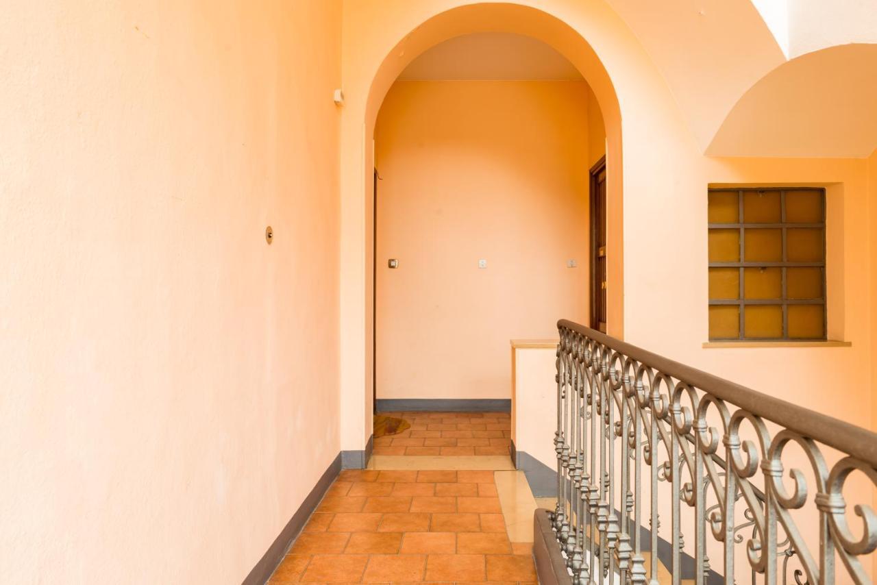 10min Walk Station Apartment