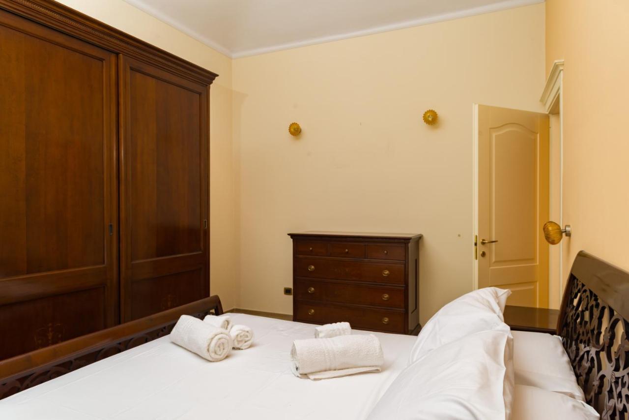 10min Walk Station Apartment